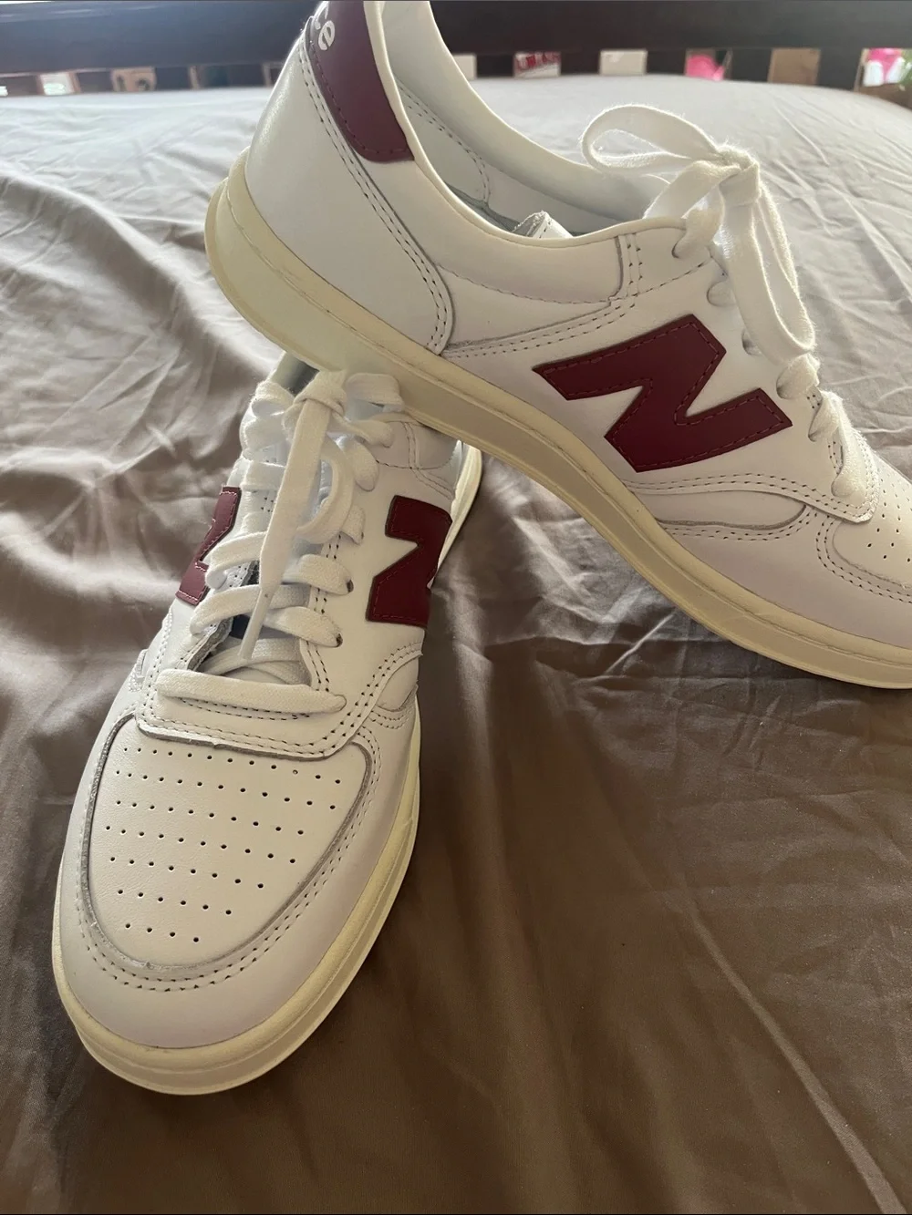 New Balance White Sneakers with Red Logo Accent NEVER BEEN WORN!!